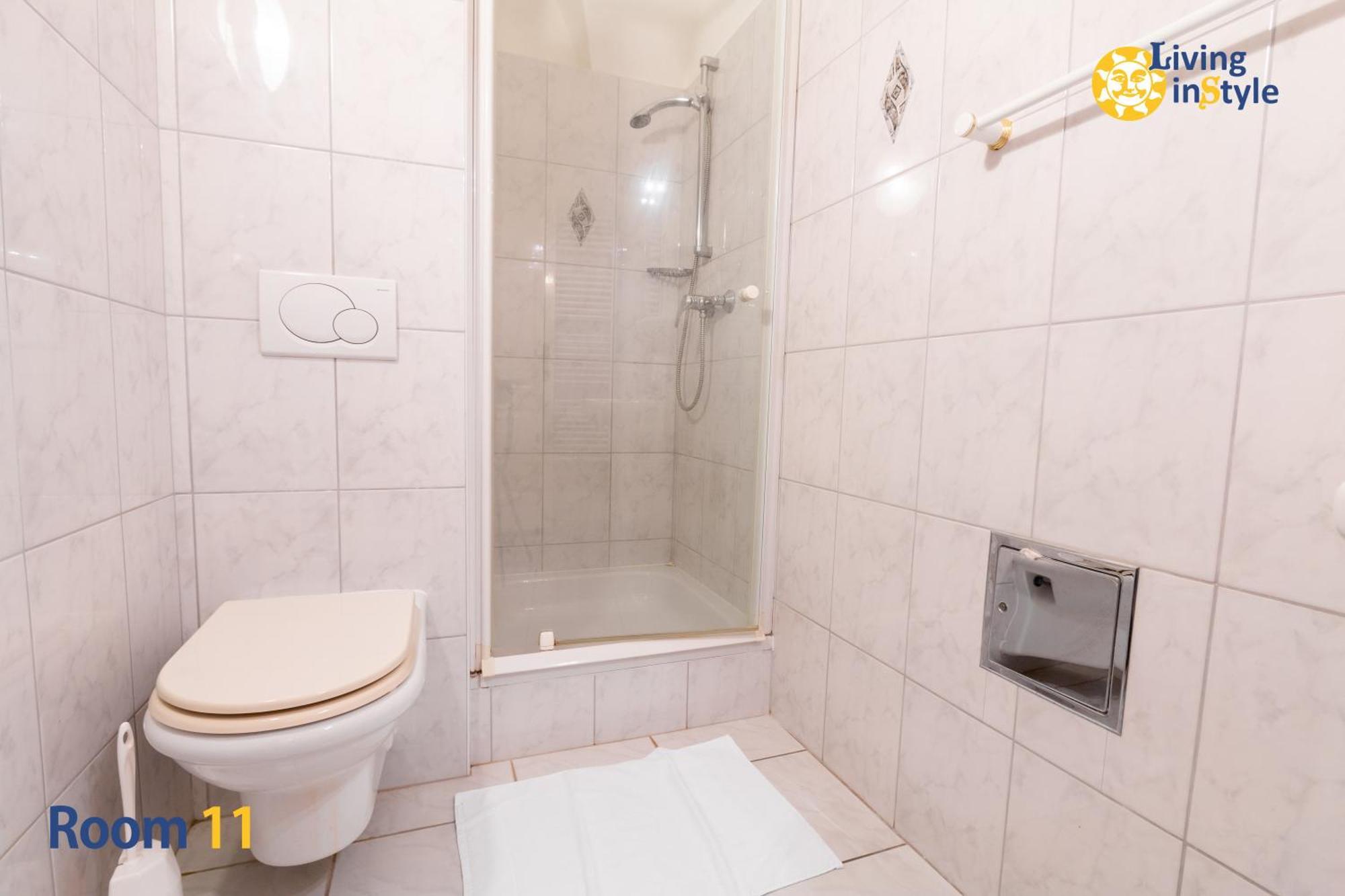 Living Instyle Apartment Кремс Стая снимка