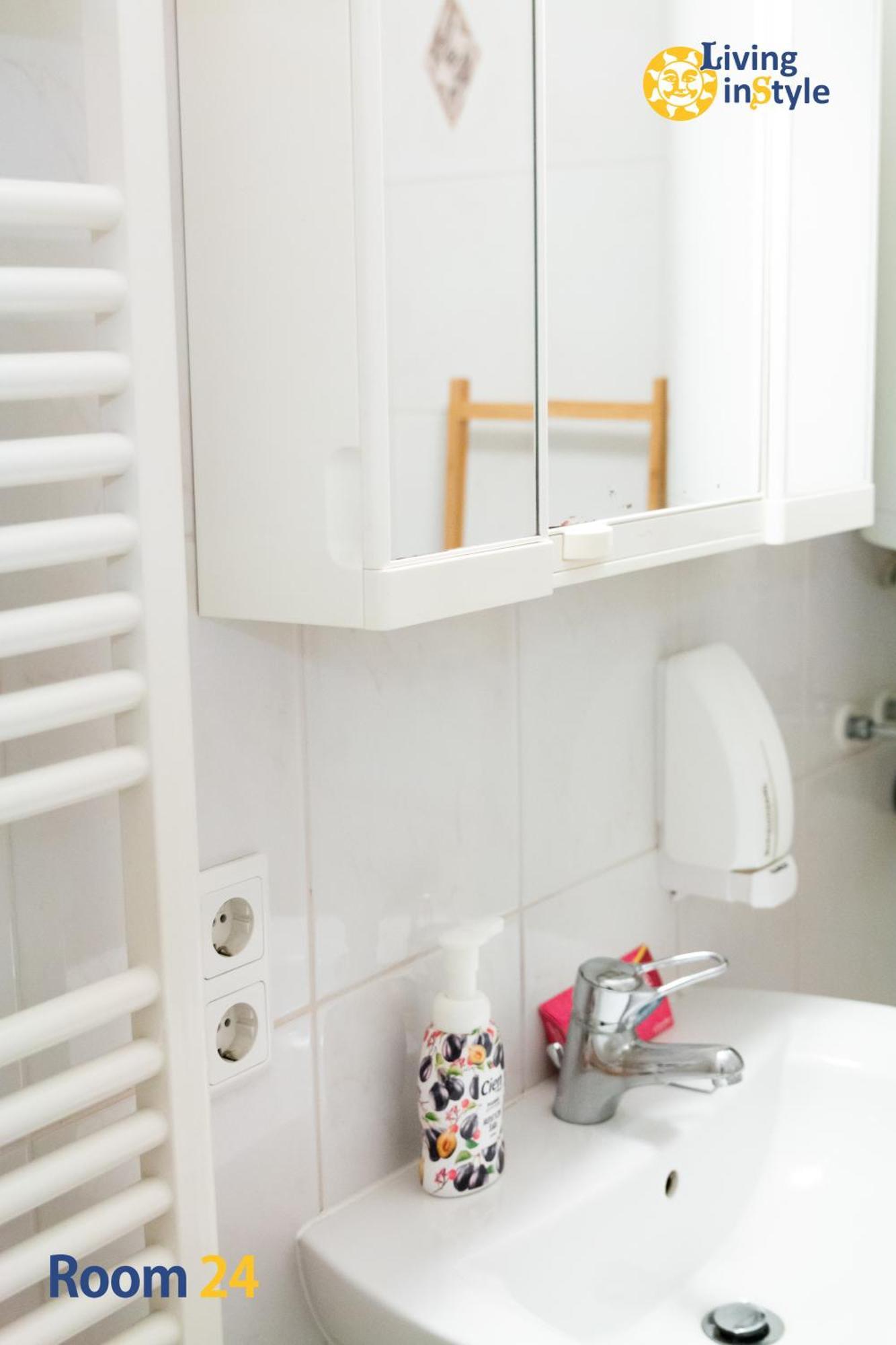Living Instyle Apartment Кремс Стая снимка