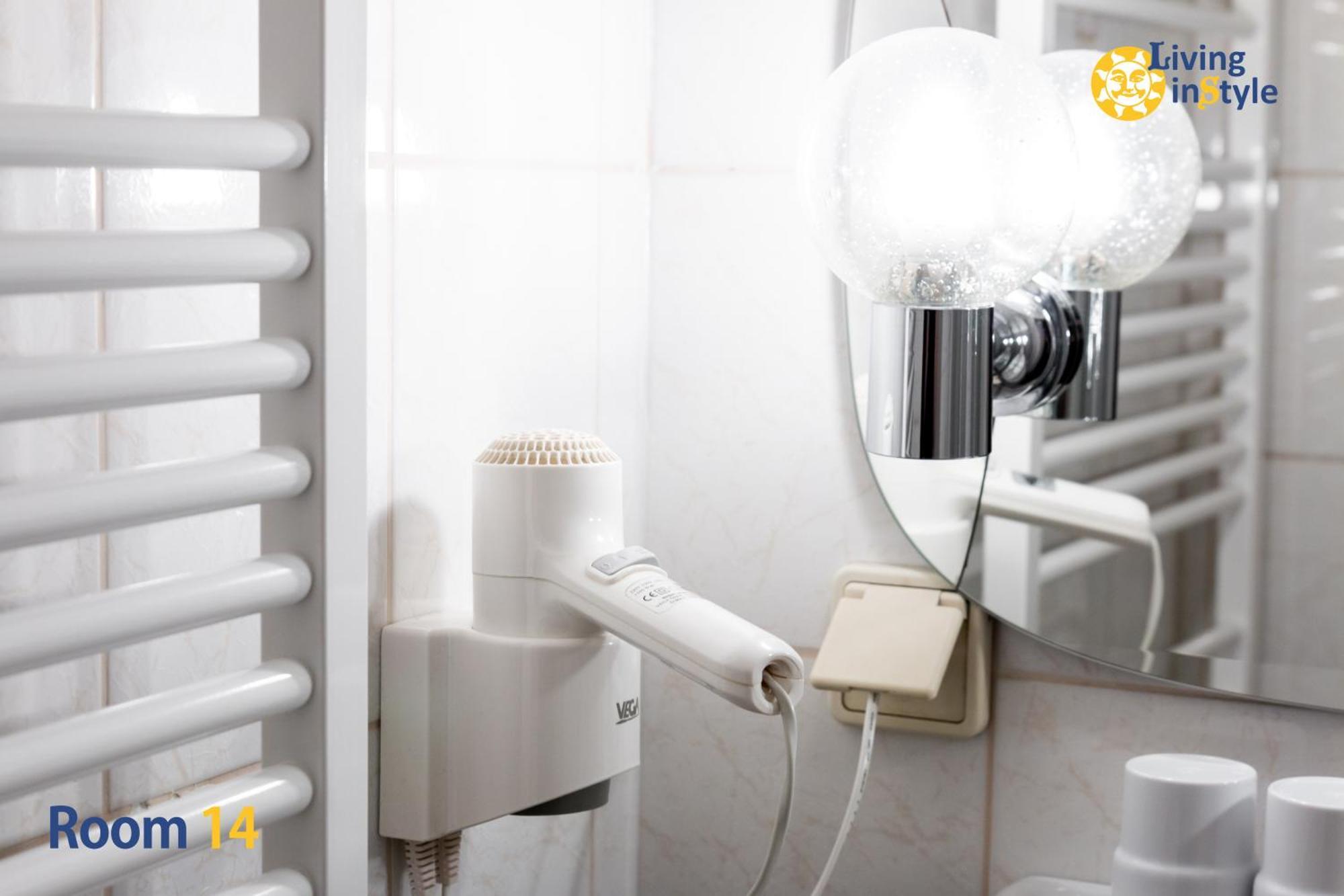 Living Instyle Apartment Кремс Стая снимка