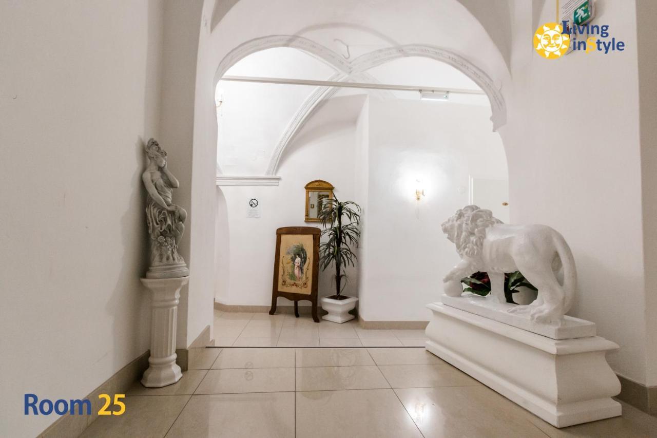 Living Instyle Apartment Кремс Екстериор снимка